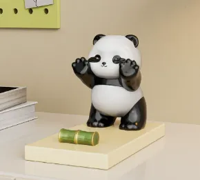 Panda-shaped Phone Holder