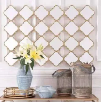 Diamond Lustre Mirrored Wall Decoration